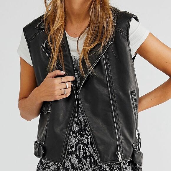 Free People Emilia Vegan Faux Leather Black Moto Vest size Small - Picture 1 of 7